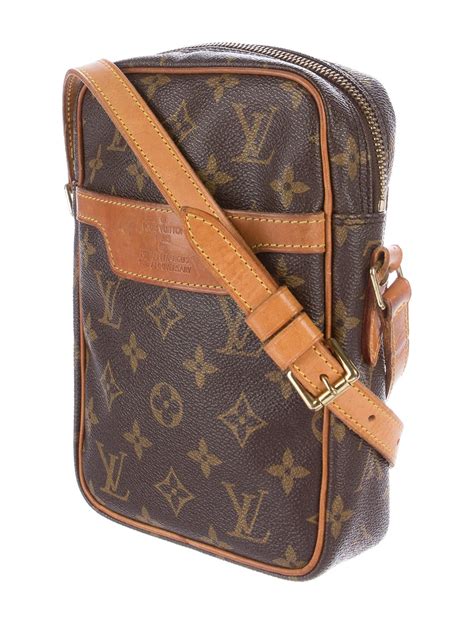 louis vuitton side bag with pouch|louis vuitton pouch wallet.